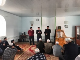 Муфтий Ислам Дашкин встретился с прихожанами мечети села Суляевка