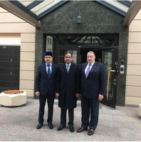 عباسوف يلتقي السفير اللبناني في بنك موسكو الصناعي  