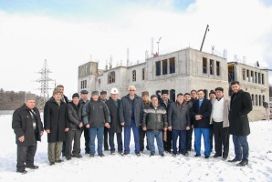 Старейшины посетили строительство комплекса Симферопольской Соборной мечети