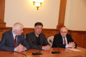 Руководитель Комитета по безопасности СМР С.А.Эсамбаев рассказал будущим дипломатам о современных проявлениях террористической деятельности