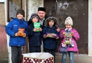 Помощь в Рамадан.Члены мусульманских общин Яхромы, Можайска, Щелково и Ногинска помогают малоимущим и нуждающимся людям