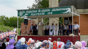 «Хатер кене» в комплексе «Шахидляр кабере»: мусульмане почтили память павших единоверцев