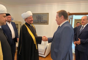 Муфтий Шейх Равиль Гайнутдин встретился с Послом России в Саудовской Аравии Сергеем Козловым
