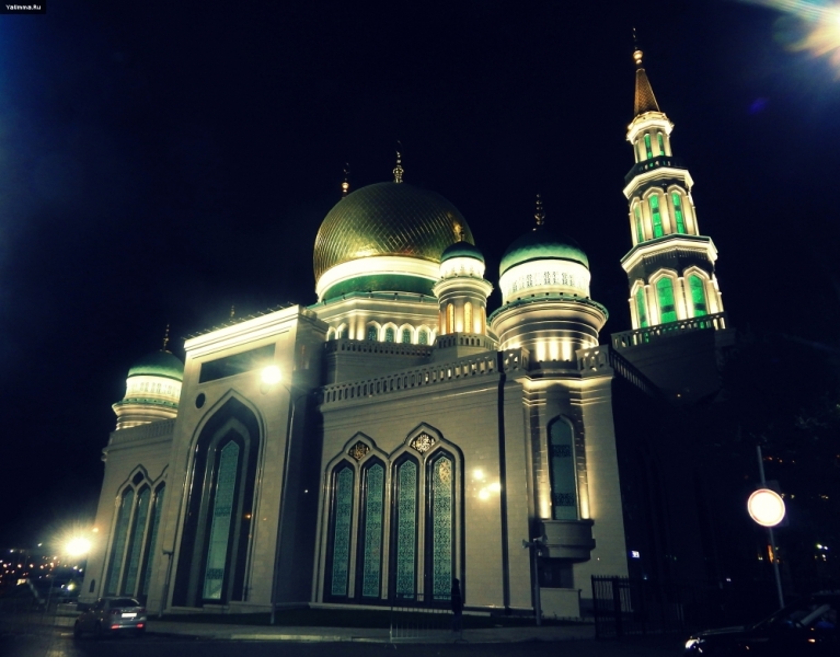 Духовное управление уведомляет о приостановке коллективных молитв в Москве