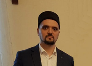 Поздравление директору Московского исламского колледжа М.Р. Арсланову