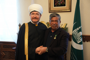 Муфтий Шейх Равиль Гайнутдин встретился  с министром сельского хозяйства и пищевой безопасности Малайзии
