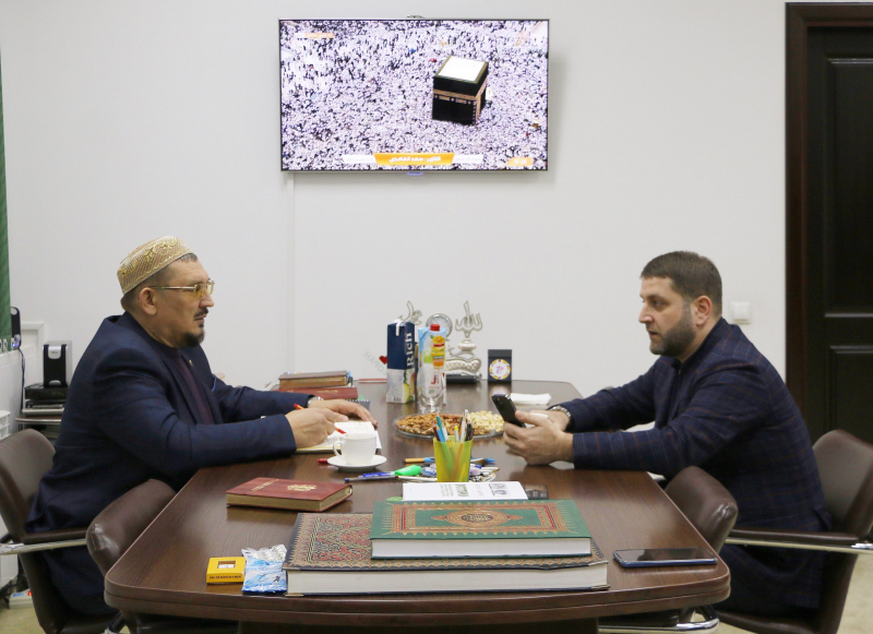 Муфтий Саратовской области  встретился с председателем саратовской региональной общественной организации Национально-культурный центр народов Дагестана 