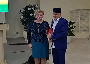 Фярит Ляпин получил медаль «20 лет Ассамблее народов России»