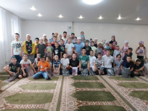 В мечети города Сурска завершились десятидневные курсы по духовно-нравственному воспитанию и по основам Ислама для детей