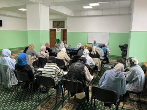 Коранический центр ДУМСО  «Зейд бин Сабит» проводит уроки для мужчин и женщин