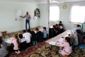 Выездные занятия по изучению Священного Корана проводятся в селе Кривояр Ровенского района