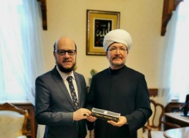 سماحة المفتي يلتقي مستشار الشؤون الدينية في السفارة التركية بموسكو