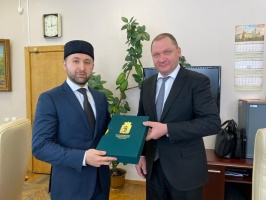 سيف الدينوف يلتقي نائب محافظ مقاطعة ياروسلافل