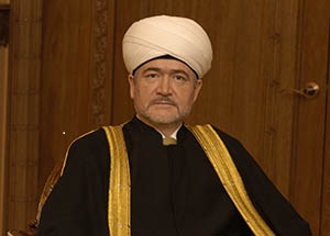  Муфтий Шейх Равиль Гайнутдин поздравил выпускников Московского исламского института