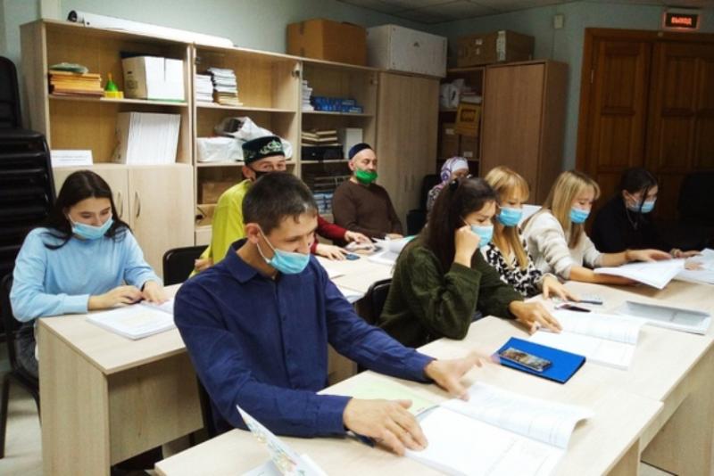 В Тюмени стартовали курсы по изучению основ духовной культуры татарского народа