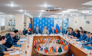 Первый зампред СМР и ДУМРФ Рушан хазрат Аббясов принял участие в совещании в Россотрудничестве 