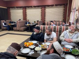 Мусульмане Балашова организовали коллективный ифтар, который собрал единоверцев разных районов