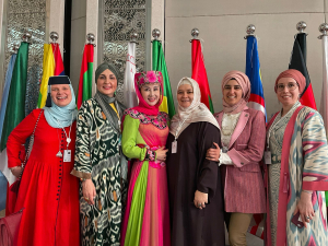 Российские мусульманки принимают участие во Всемирном саммите женщин в Абу-Даби