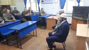 Члены мусульманской общины Яхромы провели беседу с военнослужащими