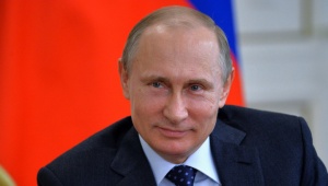 الرئيس بوتين يهنىء سماحة المفتي بالعيد الوطني، يوم روسيا     