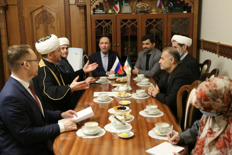 سماحة المفتي يستقبل سعادة سفير جمهورية ايران الاسلامية بموسكو