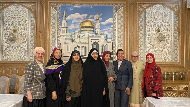 Московскую Соборную мечеть посетили представительницы женского бизнес-сообщества Ирана