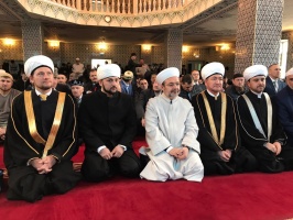 سماحة المفتي ورئيس هيئة الشؤون الدينية في تركيا يفتتحان مسجد كوستروما 