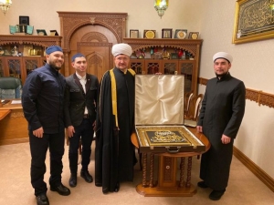 Глава российских мусульман Муфтий Шейх Равиль Гайнутдин встретился с делегацией  Приморского края
