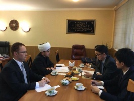 عباسوف يجتمع بدبلوماسيين من سفارة الصين 