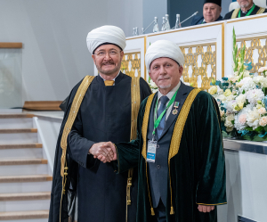 Церемония награждения религиозных деятелей, ведущих духовное служение в структуре ДУМ РФ состоялась в рамках Пленума ДУМ РФ 