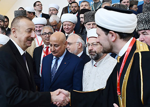 Поздравление Д.Мухетдинова Ильхаму Алиеву