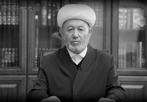 سماحة المفتي يعزي بوفاة الشيخ عثمان خان عليموف مفتي أوزبكستان