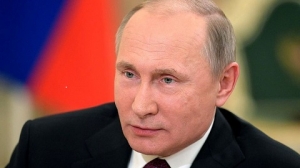 Президент Владимир Путин поздравляет Муфтия Шейха Равиля Гайнутдина