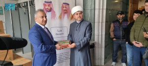 السفير عبد الرحمن الأحمد يسلم هدية خادم الحرمين الشريفين لمسلمي روسيا الاتحادية