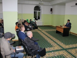Призыв к духовному совершенству.  Муфтий Мукаддас Бибарсов  напомнил студентам о миссии Ислама