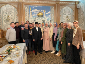 В Московской Соборной мечети вручили благодарности молодым активистам