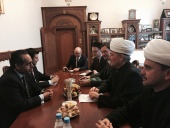 Встреча Муфтия Шейха Равиля Гайнутдина  и Чрезвычайного и Полномочного Посла  Кувейта АбдульАзиза Аль-Адвани