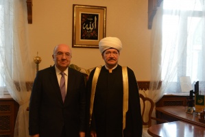 سماحة المفتي يستقبل سعادة سفير الجمهورية التركية بموسكو 
