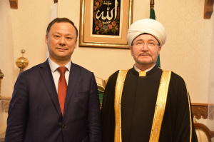 سماحة المفتي يستقبل وزير خارجية قيرغيزستان رسلان كازاكباييف