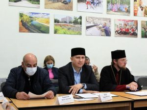 Балашовский имам принял участие в заседании антитеррористической комиссии