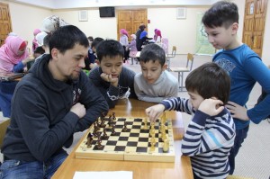 В саратовской воскресной школе «Мактаб» провели день настольных игр