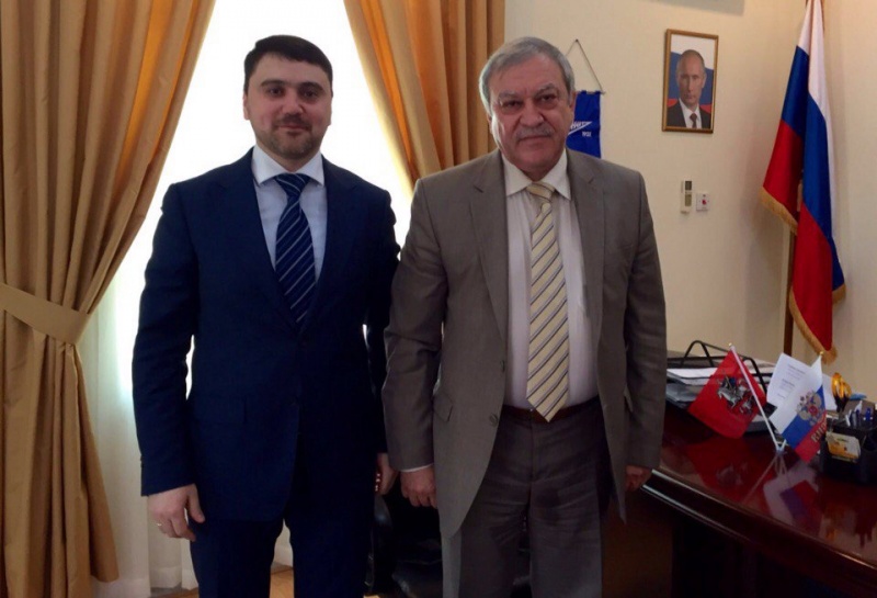 سفير روسيا في الدوحة يستقبل عباسوف 
