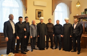 Муфтий Шейх Равиль Гайнутдин  встретился в своей резиденции в Московской Соборной мечети с группой депутатов Государственной Думы