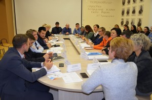 В Саратове прошло заседание круглого стола по проекту «Формула безопасного детства»