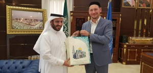 Дамир Мухетдинов встретился с ректором Исламского университета Медины доктором аль-Атиби