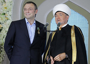 Муфтий Шейх Равиль Гайнутдин поздравил Сулеймана Керимова с 55-летним юбилеем