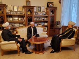سماحة المفتي الشيخ يستقبل رئيس الجمعية الدينية الإسلامية في كيزليار