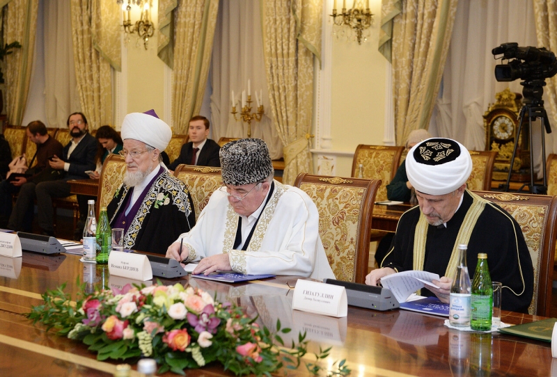 Приветствие Муфтия Шейха Равиля Гайнутдина участникам торжественного заседания Президиума Межрелигиозного совета России
