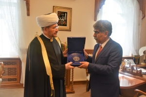 Муфтий Шейх Равиль Гайнутдин встретился  с  Послом Исламской Республики Афганистан в РФ  