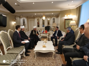 Муфтий Шейх Равиль Гайнутдин встретился с главным омбудсменом Турции Шерефом Малкочем